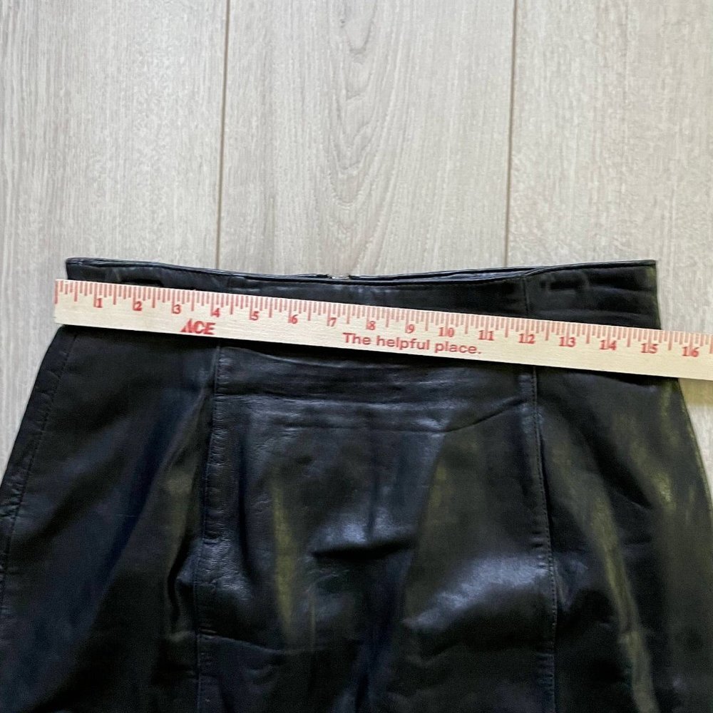 Vintage Lord & Taylor Leather Skirt Women's Black Size 12 Back Zipper - Picture 3 of 9